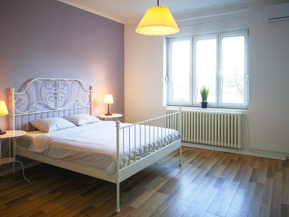 Filinhome Stefanovica Suite 8 Novi Sad Eksteriør billede